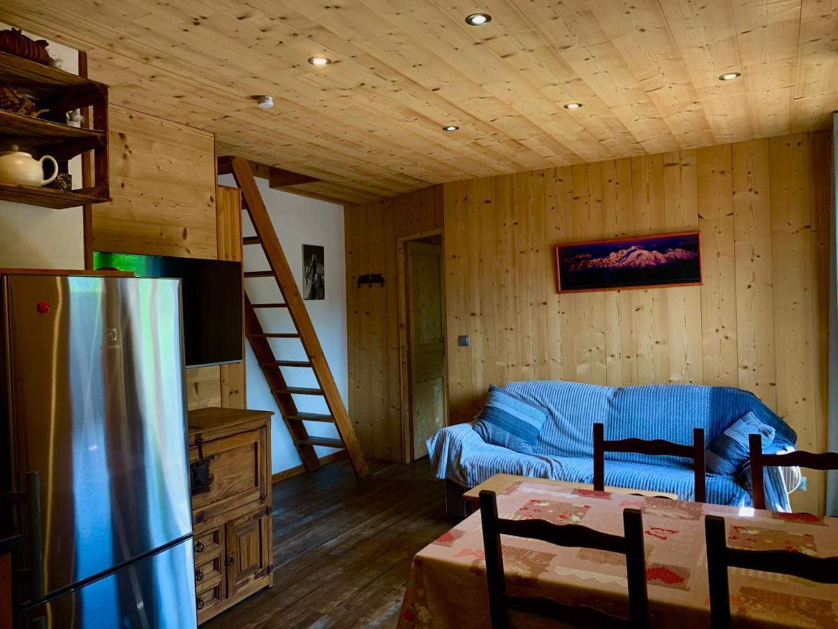 Appartement Avec Jacuzzi Dans Chalet Prive, Grande Terrasse, Parking Gratuit Les Houches Luaran gambar